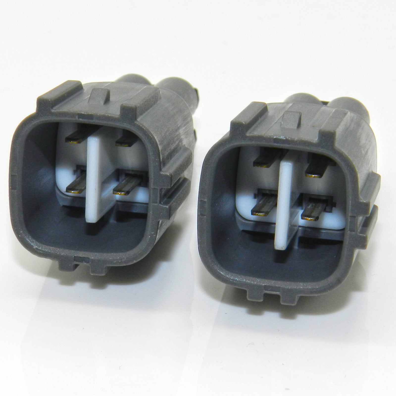O2 sensor eliminator fitted to Kawasaki 02 Km4P Kawasaki - Redline Superbikes / O2Eliminators.com